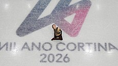 Ameri�an Ilja Malinin b�hem krátkého programu krasobrusla��.