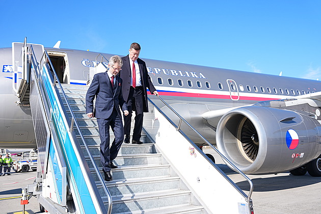 Speciál pro Vystrčila. Místo repatriace Čechů míří letoun na paralympiádu