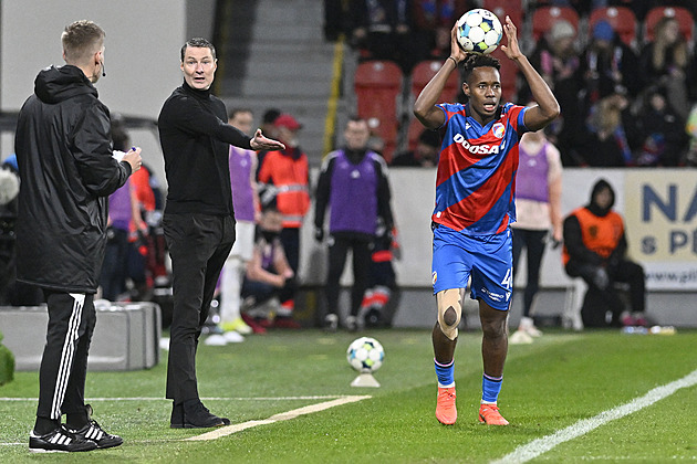 Surovčík za hvězdu: vychytal Vydru, chválil ho Hyský. Měla Plzeň kopat další penaltu?