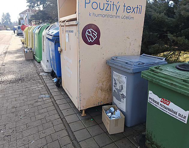 Konec šedých popelnic. Žďár zavádí společný sběr kovů, plastů i nápojových kartonů