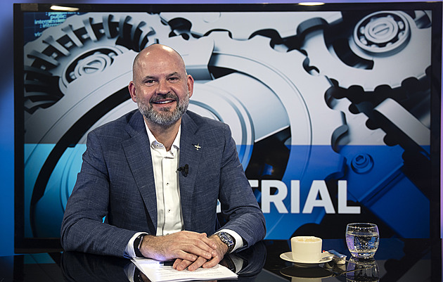 Zaměříme se i na velké drony, říká šéf Aera Vodochody Sotona