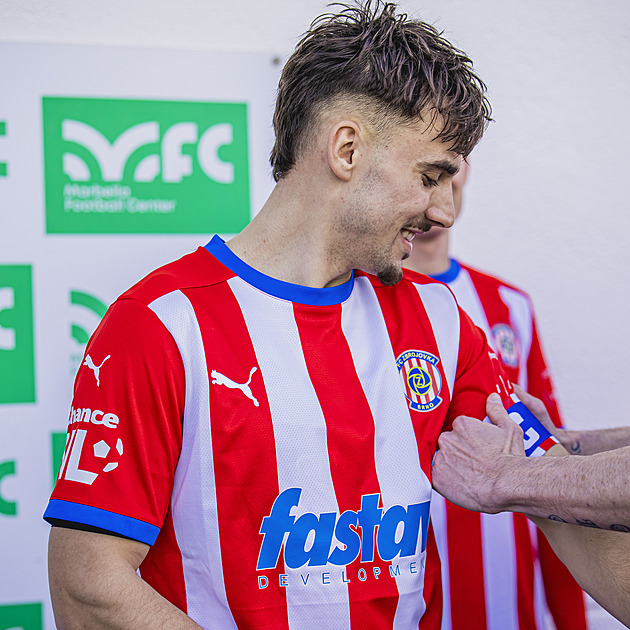 Zbrojovka přidá pro jaro nový rozměr. S Langerem chce ovládnout střed hřiště