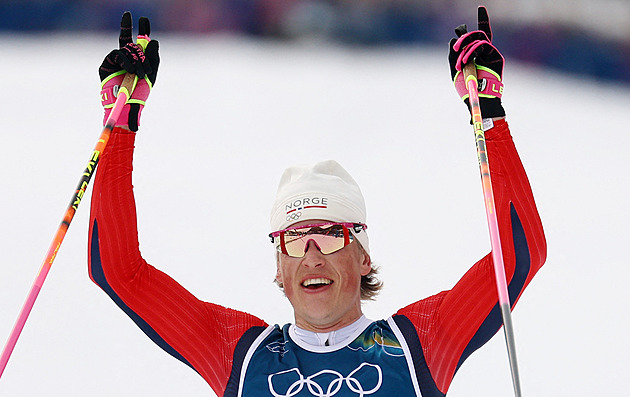 Naprostá dominance! Klaebo ovládl i závod na 50 km a slaví šesté zlato