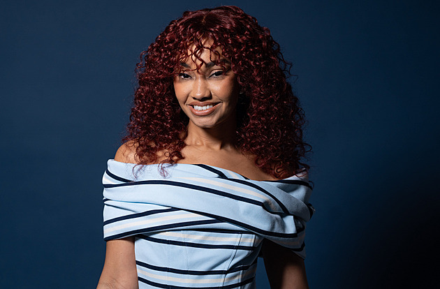 RECENZE: Svůdný a sexy. Albový debut Leigh-Anne roste každým poslechem