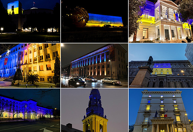 Budovy metropolí v ukrajinských barvách. Zelenskyj děkoval mnohým, Česku ale ne