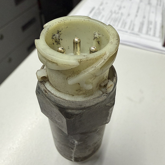 Policie vybírala u cizích řidičů kamionů mastné kauce pro různá porušení předpisů