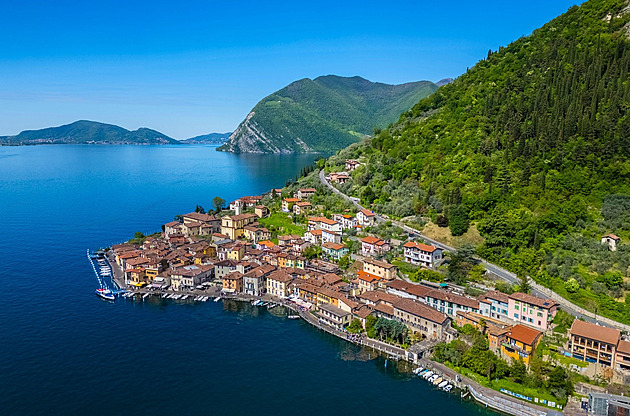 Italský ráj bez aut i davů. Poznejte ostrov Monte Isola, skrytý klenot Lombardie