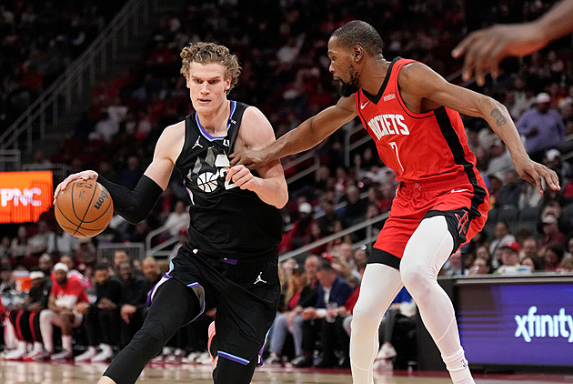 Wembanyama a spol. z čela NBA sundali Detroit. Houston neměl problém