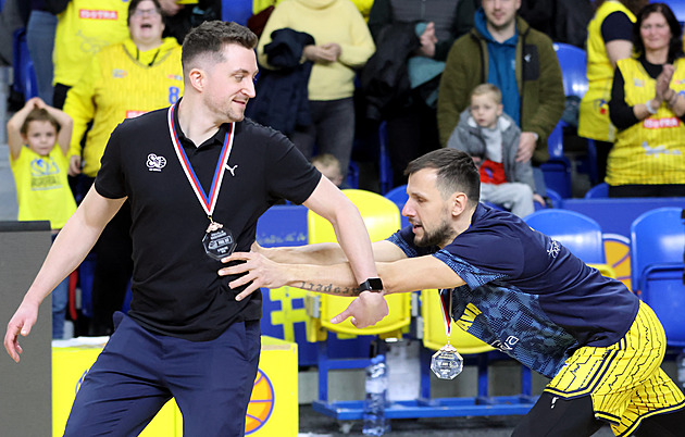 Kapitán dotlačil trenéra k poháru. Opavští rozebrali Ústí a jsou bronzoví