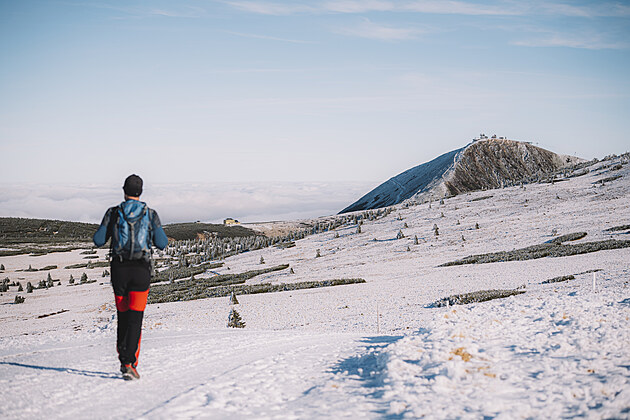 Nechte kolo v gar�i. V Peci je po��d zima!