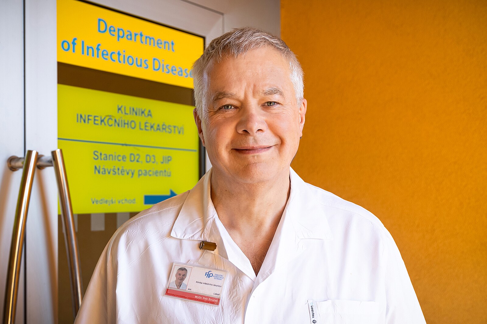 Téměř vymýcená nemoc je zpět. Kojenec dostal dvě dávky séra proti záškrtu