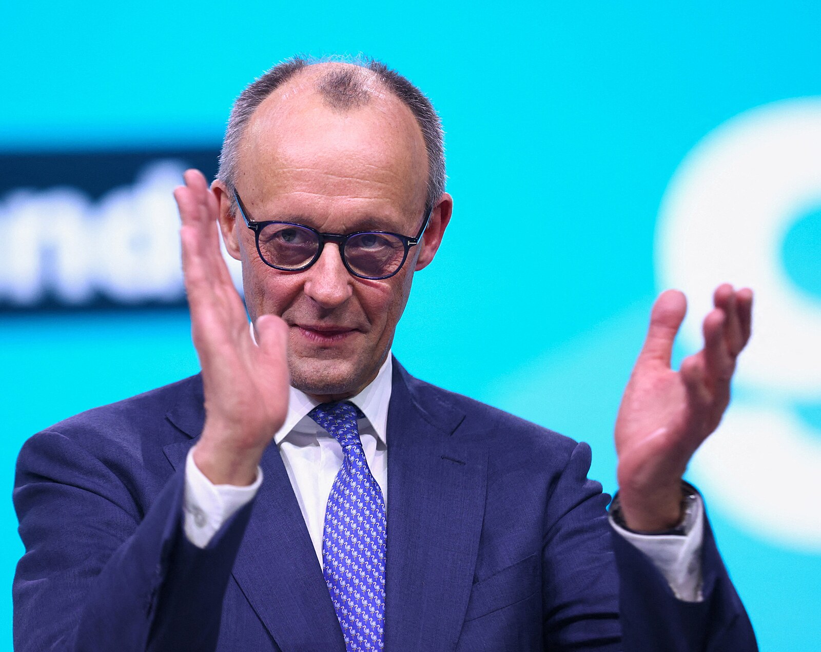 CDU znovu zvolila Merze předsedou. Dostal přes 90 procent, více než minule