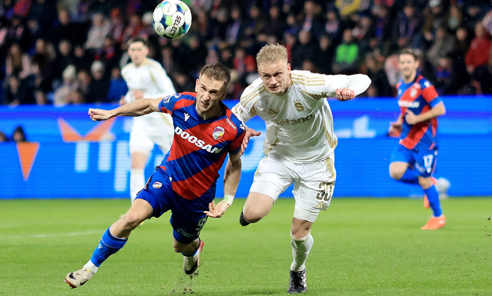 ONLINE: Sparta - Plzeň, domácím chybí 17 hráčů. V základu Kuchta, Rrahmani i Vojta