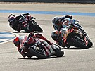Marc Marquez a Pedro Acosta na trati sprintu MotoGP