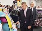 Premiér Andrej Babi� s ministrem Karlem Havlí�kem nav�tívili mladoboleslavskou...