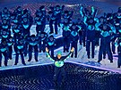 Um�lci vystupují na záv�re�ném ceremoniálu zimních olympijských her 2026 ve...