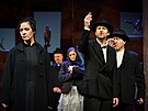Inscenace Ti�e bu�í Plo�tina ve zlínském divadle neukazuje jen historii,...
