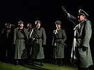 Inscenace Ti�e bu�í Plo�tina ve zlínském divadle neukazuje jen historii,...
