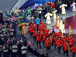 Výpravy sportovc� na záv�re�ném ceremoniálu zimních olympijských her 2026 ve...