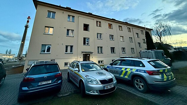 Policie vy�et�uje smrt seniorsk�ho p�ru v Lys� nad Labem (23. �nora 2026)
