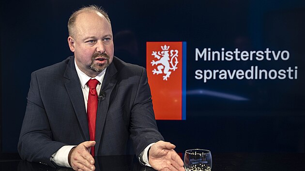 Hostem po�adu Rozst�el je ministr spravedlnosti Jeron�m Tejc.