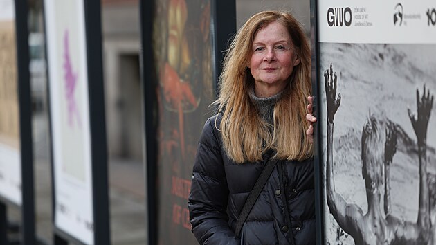 Hlavn� kur�torka Galerie v�tvarn�ho um�n� Ostrava Renata Sk�ebsk� (12. �nora 2026)