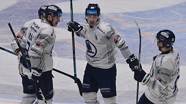 Hr��i Plzn� slav� g�l v derby s Karlov�mi Vary.