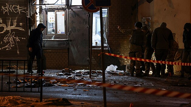 Centrem Lvova ot��sly v�buchy, p�i kter�ch zem�ela jedna policistka, zran�no bylo dal��ch 15 lid�. Starosta m�sta ozna�il �tok za za terorismus. (22. �nora 2026)