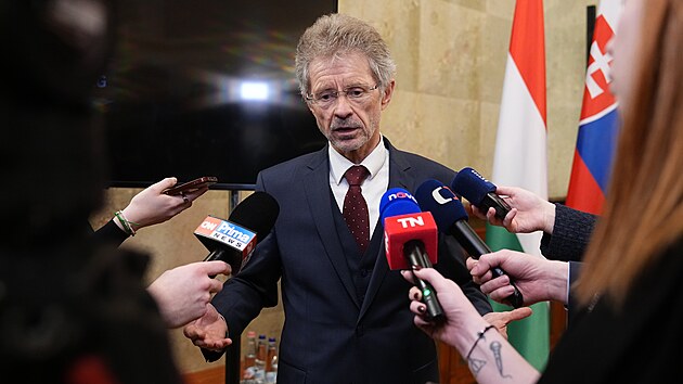 P�edseda Sen�tu Milo� Vystr�il (ODS) po jedn�n� ��f� parlament� zem� Visegr�dsk� �ty�ky. (26. �nora 2026)