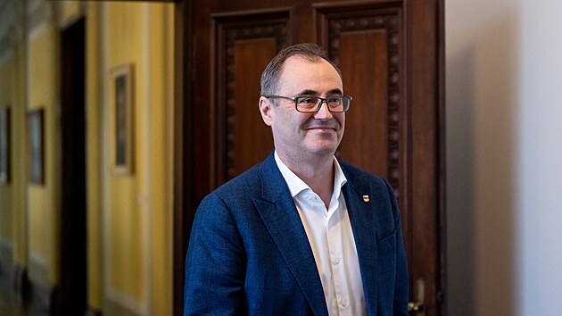 Na jedn�n� vl�dy p�ich�z� ministr pro sport, prevenci a zdrav� Boris ��astn�. (23. �nora 2026)