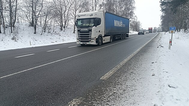�editelstv� silnic a d�lnic nech� v leto�n�m roce opravit povrch silnice 38 na Havl��kobrodsku. Konkr�tn� p�jde o sedm a p�l kilometru dlouh� �sek od �erpac� stanice ve Skuhrov� po k�i�ovatku se severov�chodn�m obchvatem v Havl��kov� Brod�.