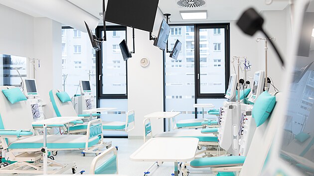 Pohled na dialyza�n� s�l st�ediska B. Braun Avitum v Olomouci.