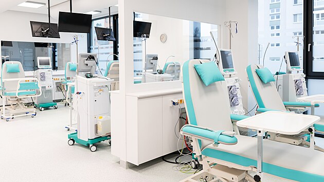 Pohled na dialyza�n� s�l st�ediska B. Braun Avitum v Olomouci.