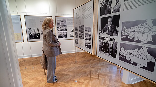 Po rok a p�l dlouh� rekonstrukci byla otev�ena vila ba�ovsk�ho �editele Dominika �ipery. Vzniklo v n� Kulturn� a kreativn� centrum Zl�nsk�ho kraje. Jeho sou��st� je i expozice v�novan� �iperovi. (�nor 2026)