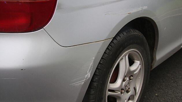 �edes�tilet� �idi�ka neudr�ela nervy na uzd� a dostala se do sporu s cyklisty. Nakonec jim n�hle vjela do cesty.