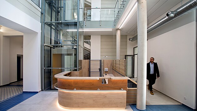 Rekonstruovan� b�val� �kola z roku 1902 v Plzni na Habrmannov� n�m�st� bude slou�it jako nov� s�dlo ��adu m�stsk�ho obvodu Plze� 4. (24. �nora 2026)