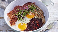 Anglická snídan� z jedné pánve