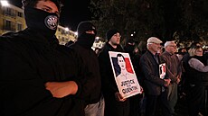 Francouzi v Nice se shromá�dili po smrti nacionalistického aktivisty Quentina...