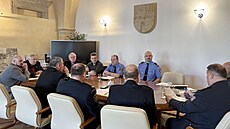 Jednání se zú�astnili zástupci slo�ek Integrovaného záchranného systému (IZS),...