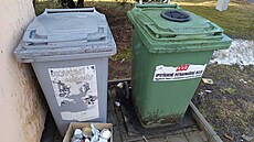 �edé nádoby na kovový odpad ve ��á�e nad Sázavou postupn� zmizí z ulic. Lidé u�...