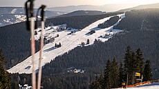 Nechte kolo v gará�i. V Peci je po�ád zima!