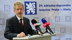 �éfové Sn�movny a Senátu Tomio Okamura a Milo� Vystr�il mí�í do Ma�arska na...