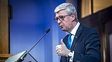 Ministr pr�myslu a obchodu Karel Havlí�ek p�i p�edstavení hospodá�ské koncepce...