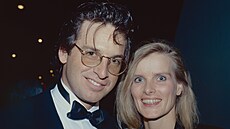 Herec Robert Carradine s bývalou man�elkou Edie Maniovou