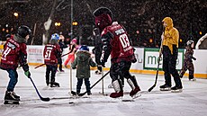 Bruslení na kluzi�ti Náb�e�í na pra�ském Smíchov�.