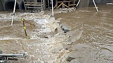 Stavba poldru u Kut�ína na Chrudimsku byla pod vodou. (24. února 2026)