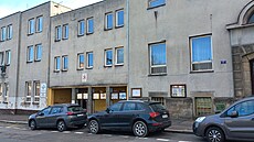 Chrudimská sportovní hala vznikla spojením nesourodých budov, které bylo...