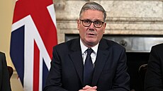 Britský premiér Keir Starmer hovo�í na za�átku zasedání vlády u p�íle�itosti...