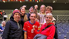 Házenká�ský klan Chot�borských, uprost�ed reprezentant Pavel, vpravo maminka...