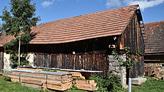 V Jiho�eském kraji p�ibylo p�t nových kulturních památek. Na snímku je kolna ve...